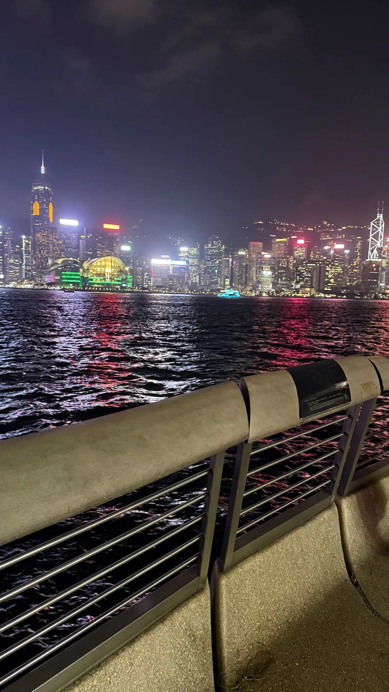 Direction Hong Kong