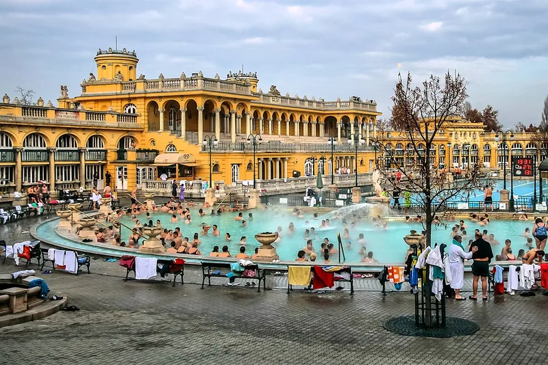 Les thermes de Széchenyi